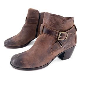 Børn | Faywood Distressed Leather Boots booties Size 9.5 Retail 145